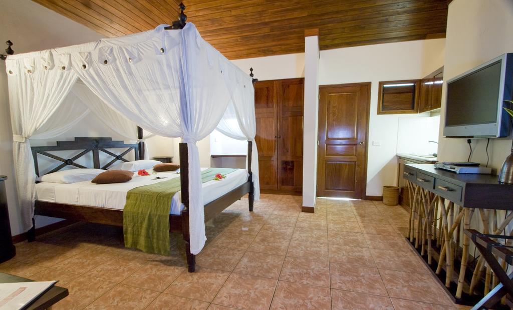 Sunset Bungalows Resort, Vanuatu Πορτ Βίλα Εξωτερικό φωτογραφία